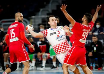 Hrvatska slomila Bahrein 28:18