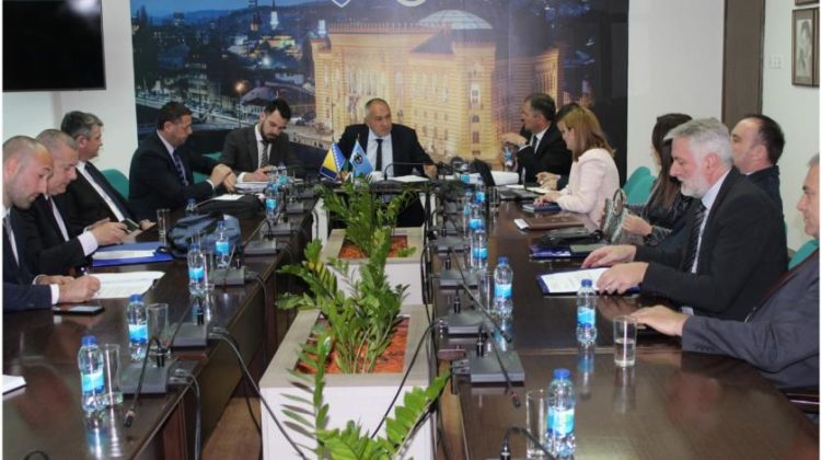 Klub Hrvata traži žurno procesuiranje prijetnji smrću novinaru Branimiru Galiću