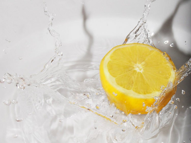Limun je učinkovito sredsvo za čišćenje doma – za gotovo sve