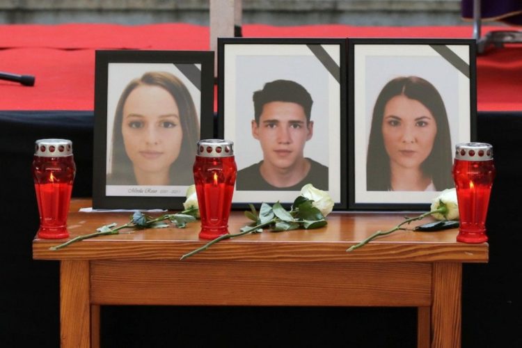 VIDEO: Sveučilište u Splitu komemoracijom se oprostilo od svojih studenata iz Posušja