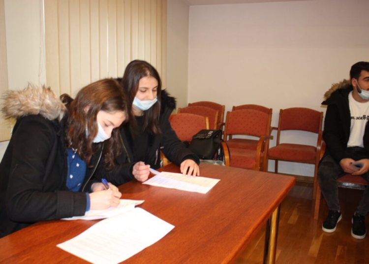 Općina Posušje: 29 studenata potpisalo ugovore o stipendiranju