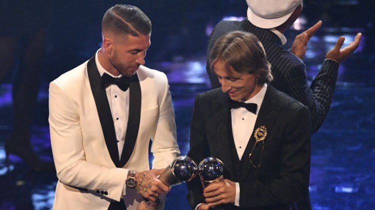 Marca: Modrić je dobio novi ugovor jer je prihvatio Realov ultimatum, Ramos nije