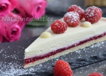 Tart sa malinama i bijelom čokoladom