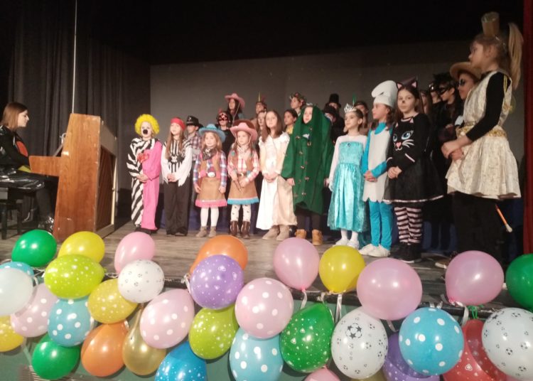 “Koncert pod maskama” Glazbene škole Široki Brijeg