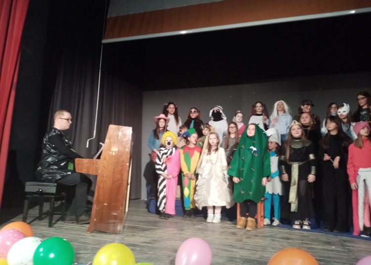 “Koncert pod maskama” Glazbene škole Široki Brijeg