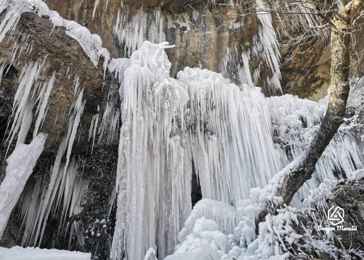 Veličanstveni vodopad Žukovica