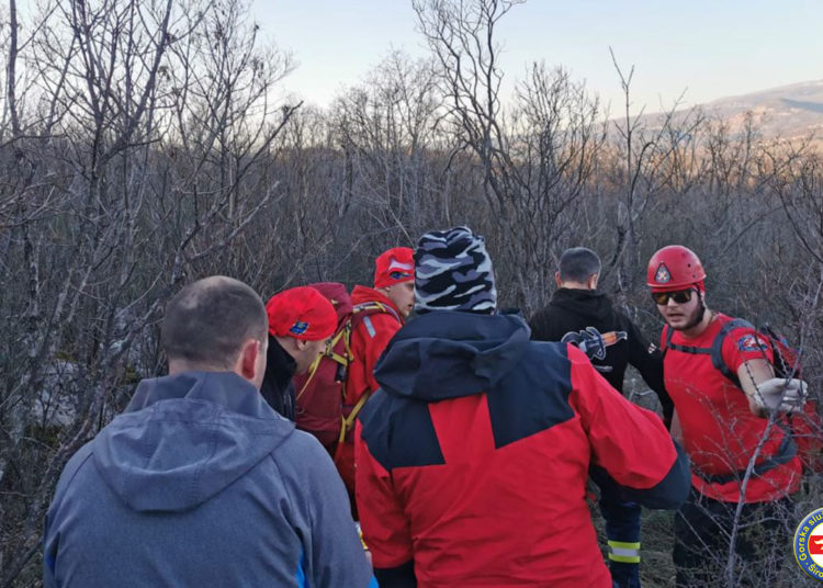GSS Široki Brijeg spasio ozlijeđenu ženu na Gradini iznad Mokrog