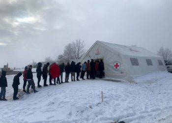 Šuga zavladala migrantskim kampom u Bihaću, zaražena svaka druga osoba