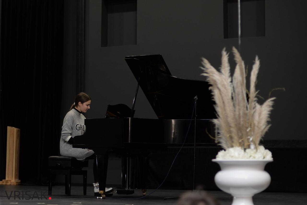 U Ljubuškom održan humanitarni koncert za Glazbenu školu Frana Lhotke u Sisku