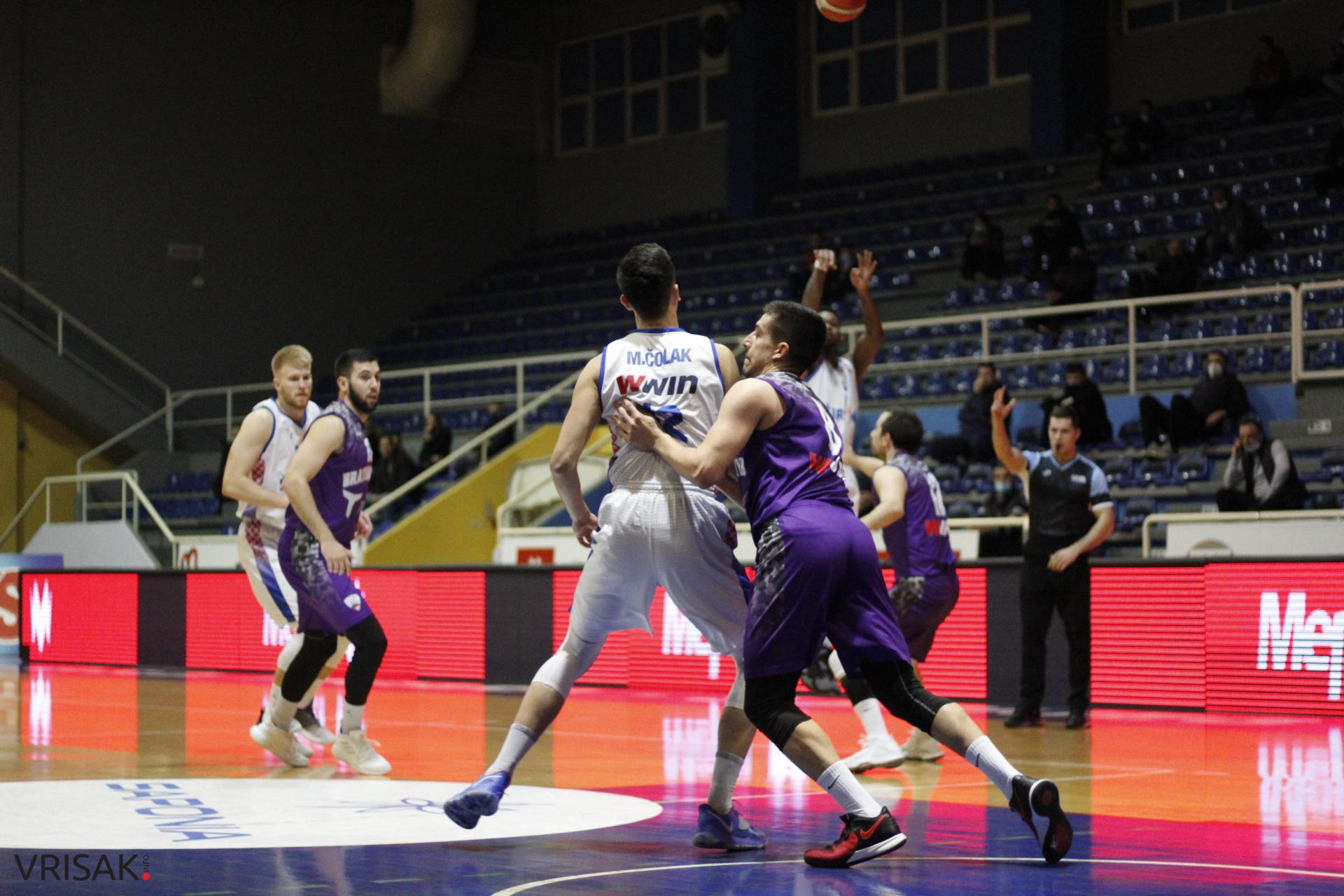 HKK Široki bolji od Bratunca, publika se vratila na Pecaru