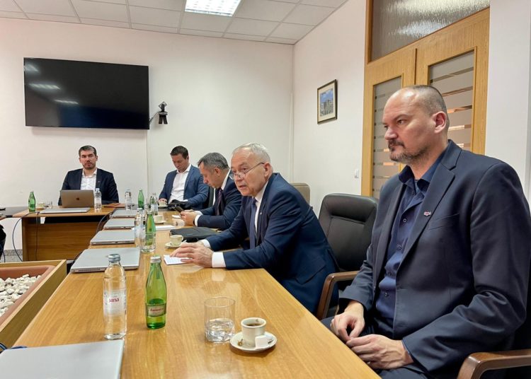 Sveučilišni centar Posavina dobio informatičku učionicu