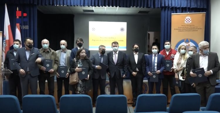 ŽZH: Nagrađeni zaslužni za borbu protiv pandemije (Video)