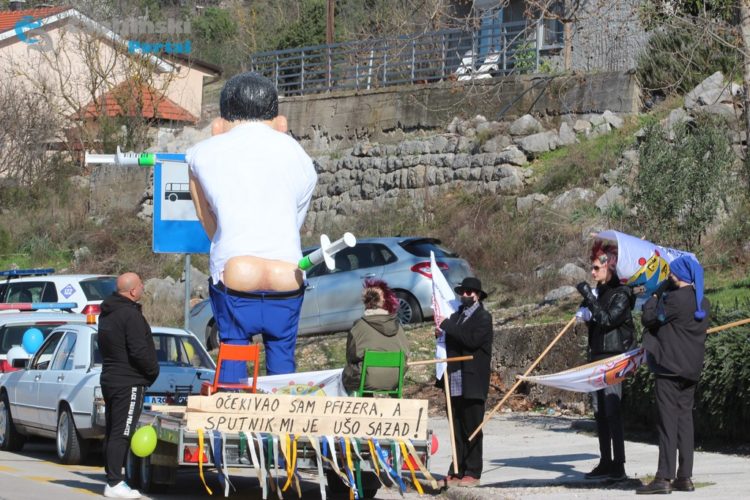 Krenulo maškarsko ludilo u Čapljini (Foto)