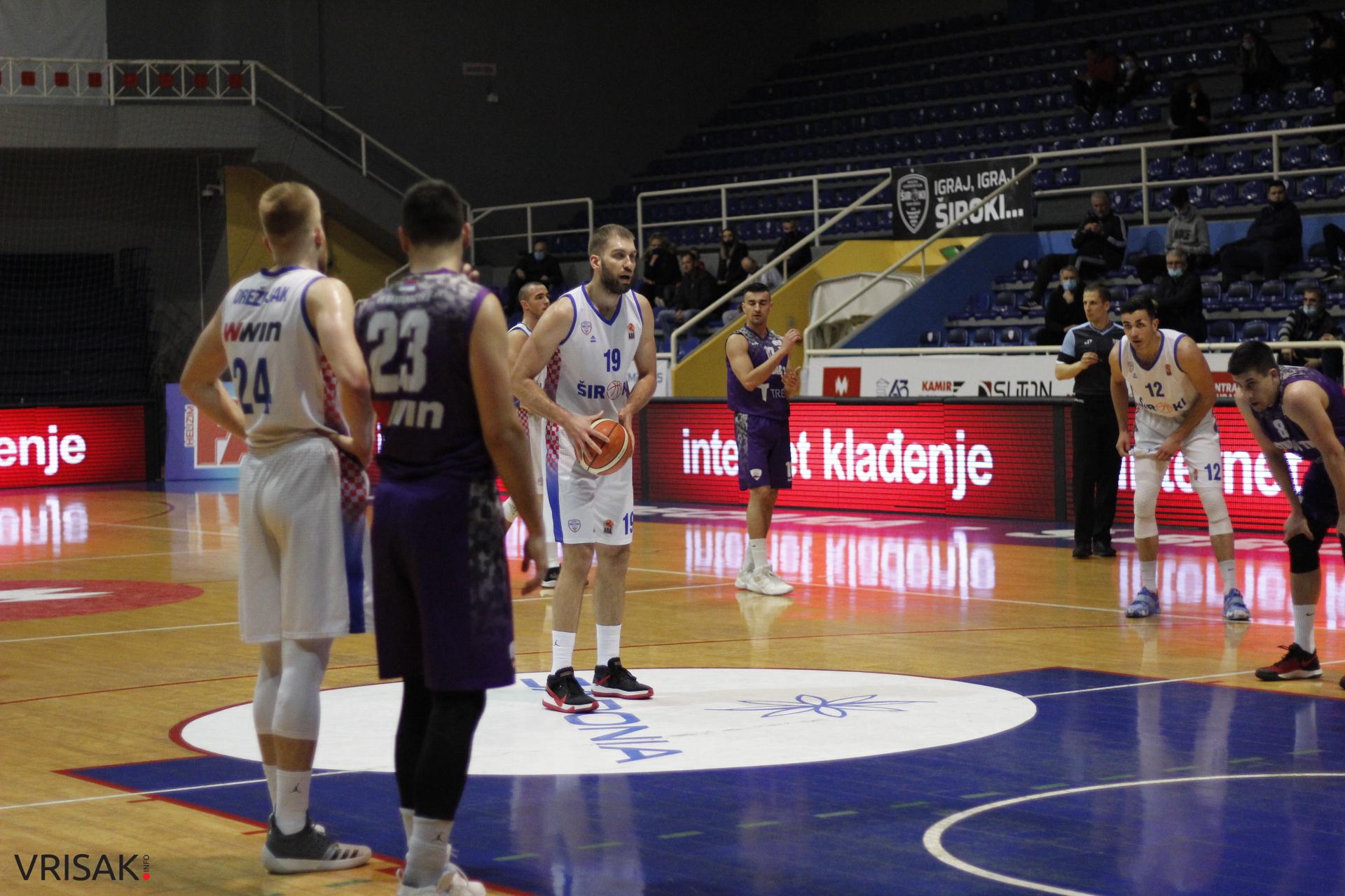 HKK Široki bolji od Bratunca, publika se vratila na Pecaru