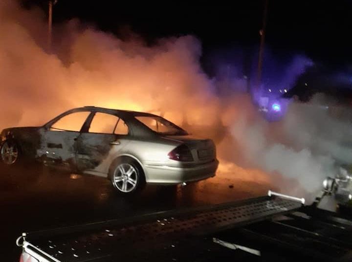 Požar u autokući kod Viteza, izgorjelo nekoliko automobila