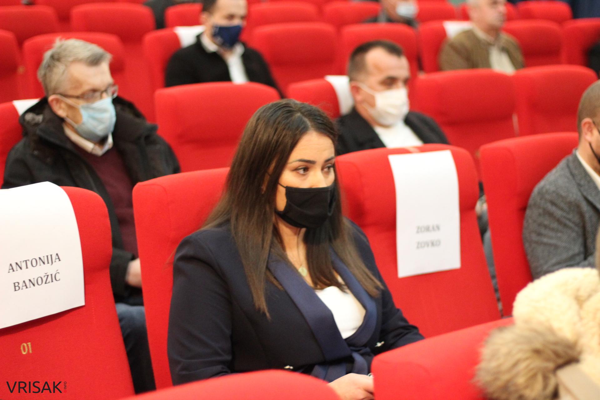 Široki Brijeg: Prihvaćen nacrt proračuna za 2021. godinu; Grad preuzima financiranje prijevoza učenika