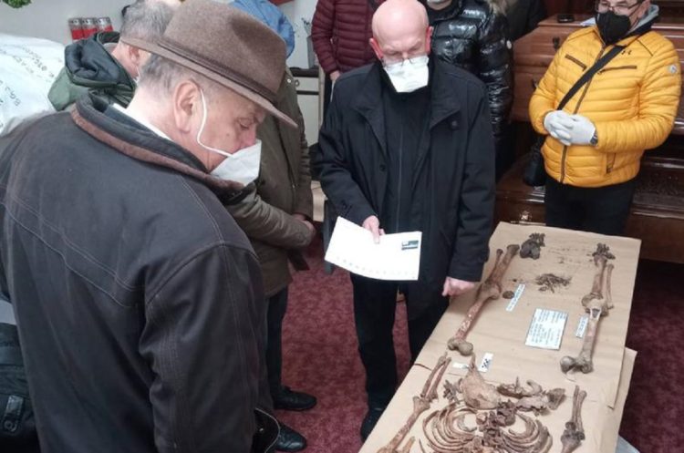 Na groblju Prahulje obavljena službena identifikacija tijela četvorice nestalih Hrvata iz Bugojna