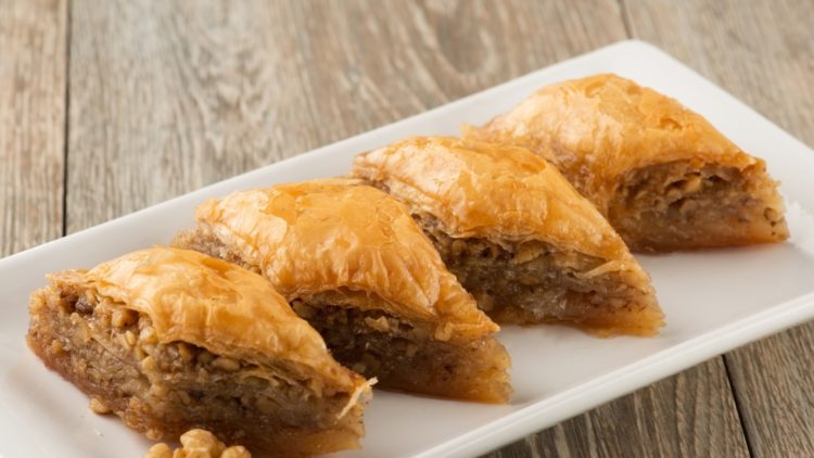 Bogata, sočna i slatka baklava