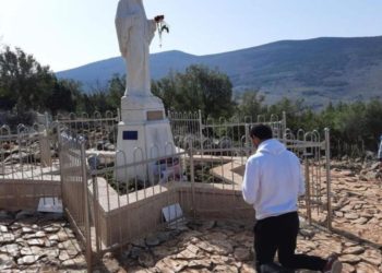 Ivan Dodig na Brdu ukazanja na koljenima zahvalio Gospi!