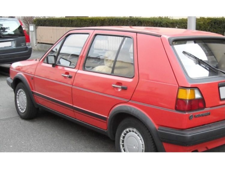 Maloljetni Širokobriježanin bježao policiji