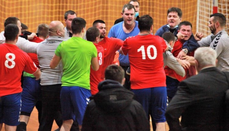 Dubrovnik – Sesvete: Sukob igrača i navijača s dopredsjednikom kluba i njegovim sinom