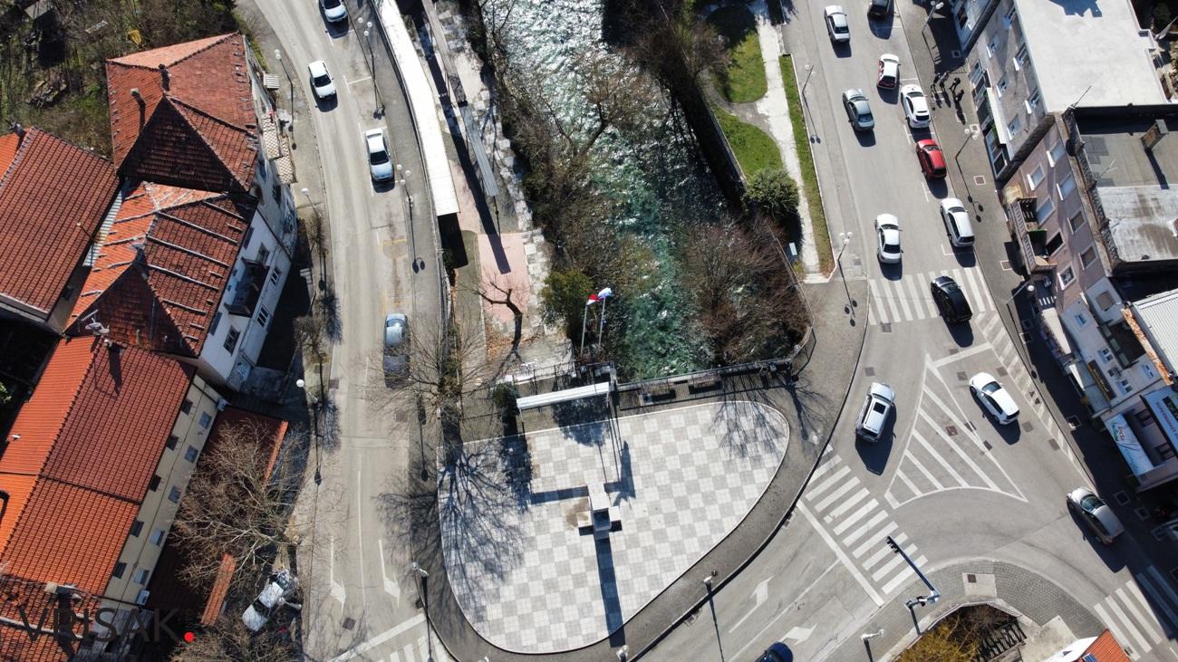 “Đir” kroz središte Širokog Brijega iz ptičje perspektive