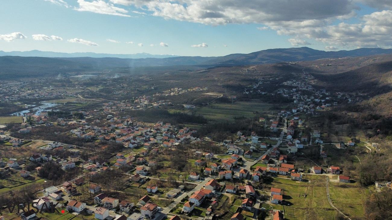 “Đir” kroz središte Širokog Brijega iz ptičje perspektive