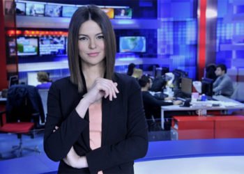 Najteži dani za bivšu TV voditeljicu iz Gruda: Nakon djeda i bake izgubila i oca, a sada joj je majka zaražena koronavirusom