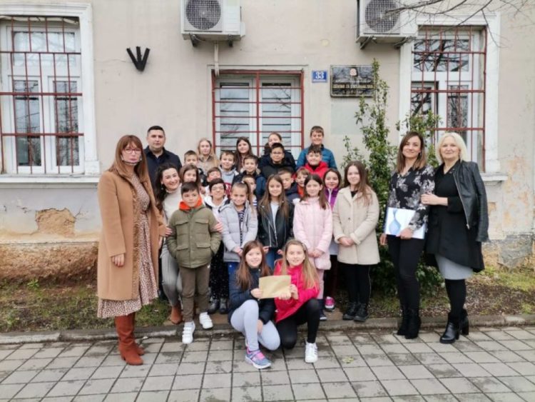 Ljubuški: Učenici humanitarnom akcijom pomogli Centru za socijalni rad