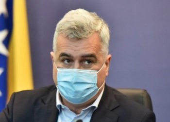 Kacila: Neka se cjepi gdje tko može, ovo je rasulo