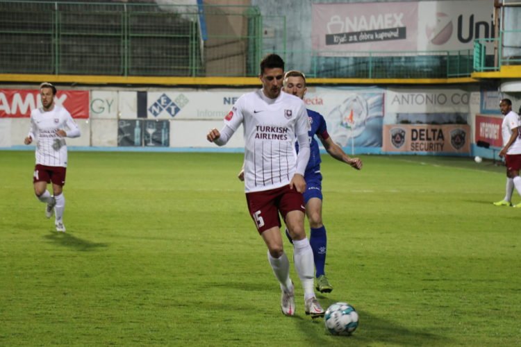 NK Široki Brijeg odnio pobjedu u teškoj utakmici na Pecari