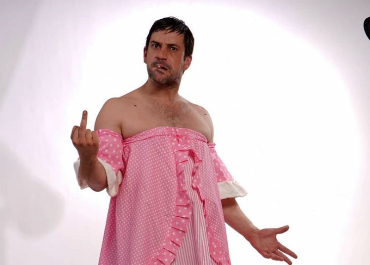 Goran Bogdan fotografijom u haljini pružio podršku Danijeli Štajnfeld