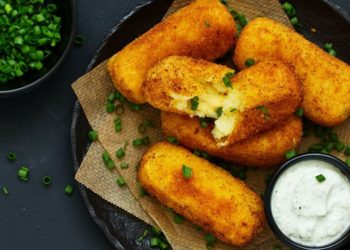 Kroketi od ostatka pire krumpira, sira i slanine