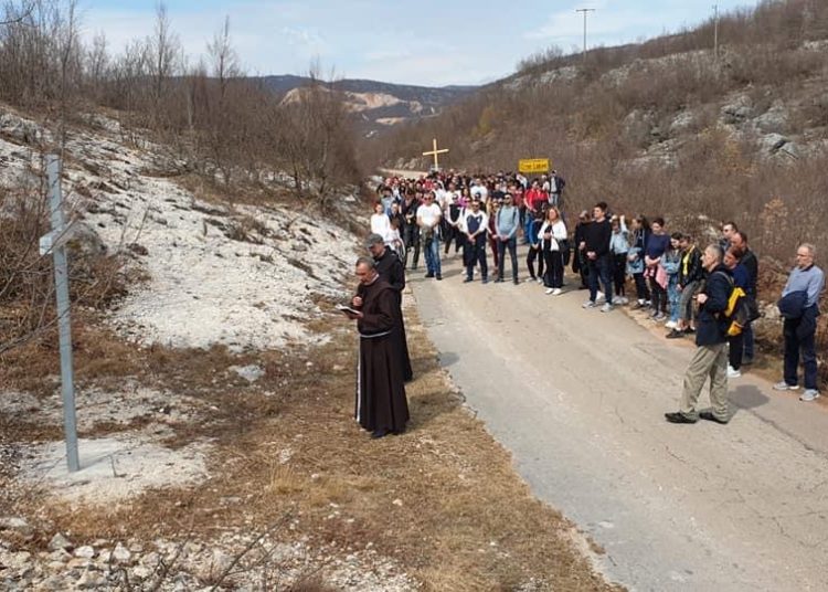 Održan hodočasnički put križa Ljubotići – Crne Lokve