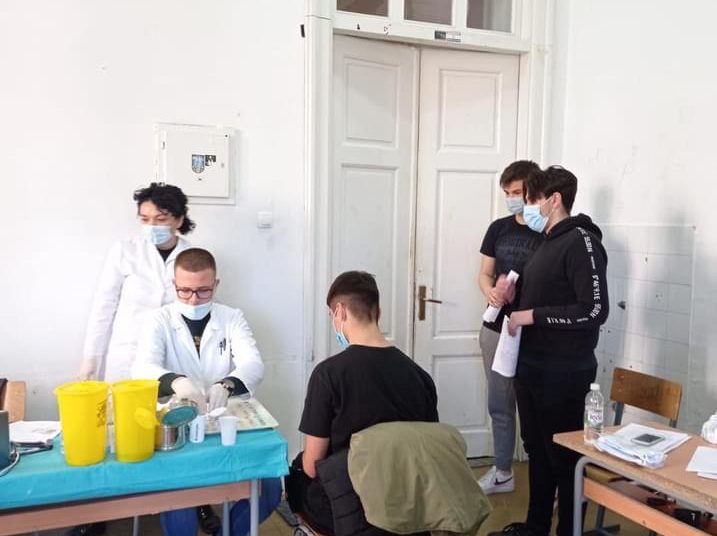 Širokobriješki gimnazijalci darovali 25 doza krvi