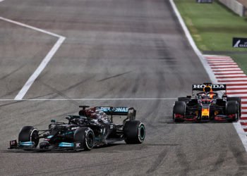 Lewis Hamilton kontroverznom pobjedom u Bahreinu kreno u obranu titule prvaka Formule 1