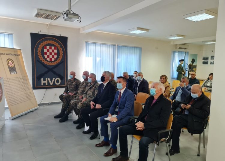 Čović posjetio vojarnu OS BiH „Stanislav Baja Kraljević“