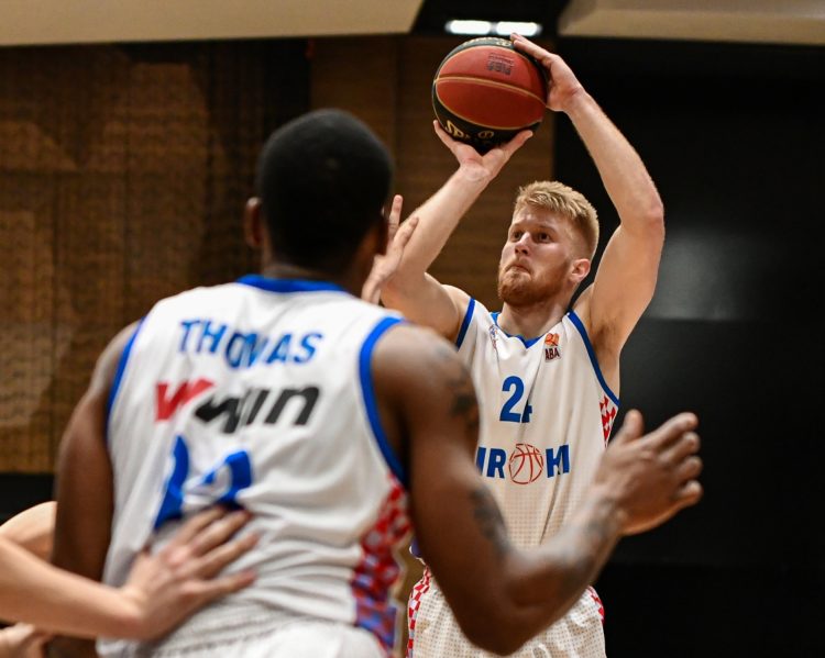 ABA 2 liga: HKK Široki slavio protiv Slobode; Drežnjak fantastičan