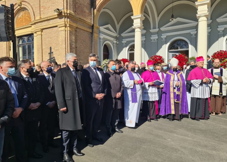 Čović na posljednjem ispraćaju Milana Bandića