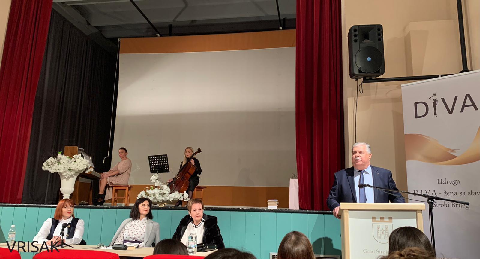 U Širokom Brijegu održana tribina o ravnopravnosti spolova (FOTO)