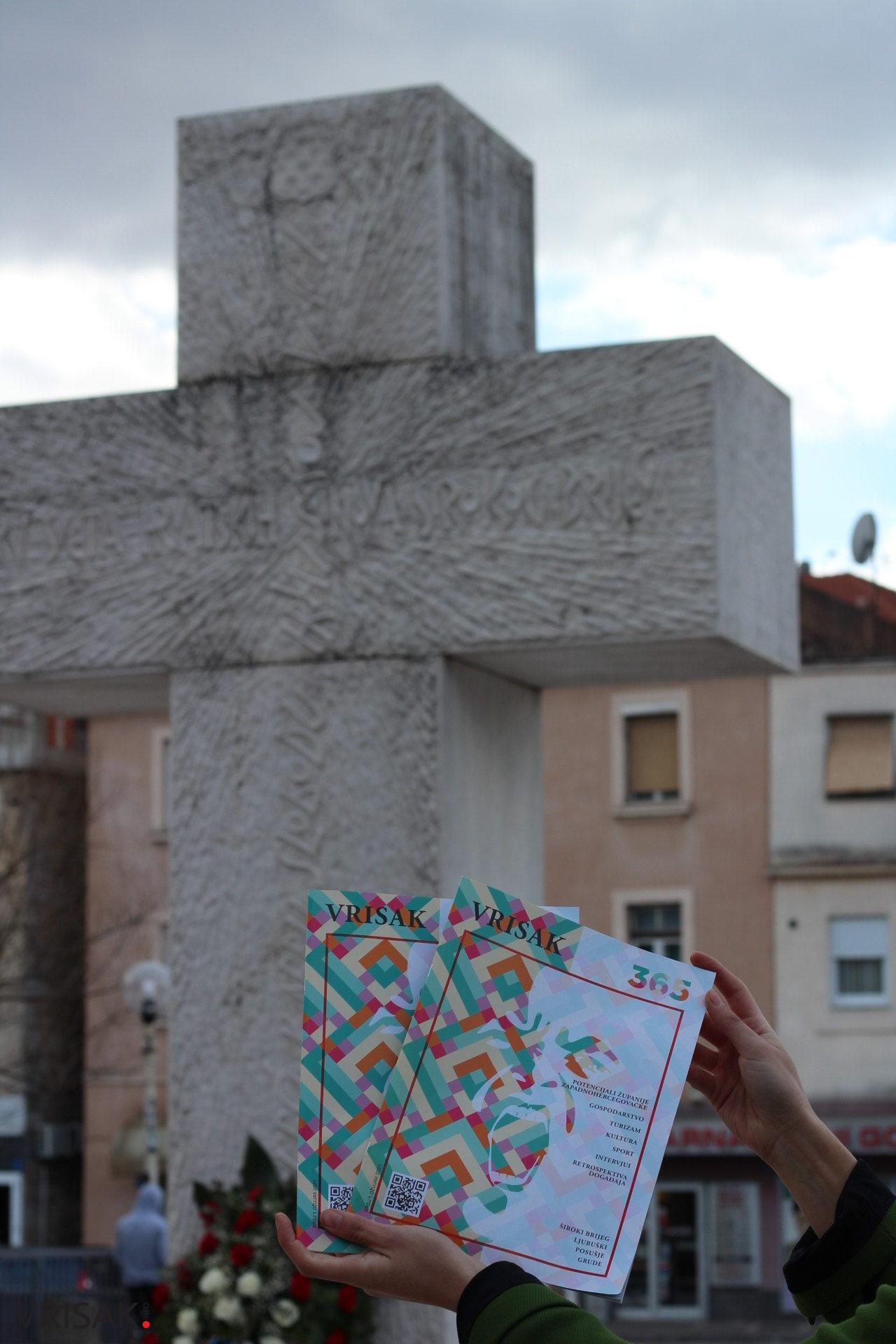 Ponosno predstavljamo naše tiskano izdanje: Prelistajte Vrisak 365