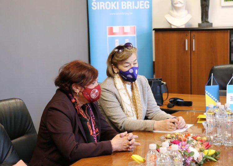 Gradonačelnik Kraljević sastao se s francuskom veleposlanicom u BiH