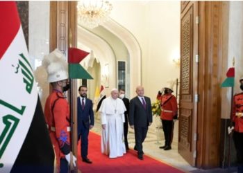 Papa u Iraku: Neka utihne oružje, dosta je bilo nasilja, ekstremizma!