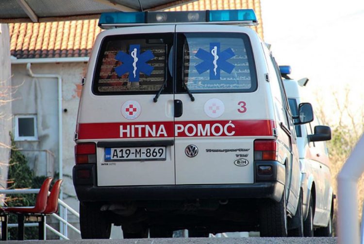 Dvoje ozlijeđeno u nesreći u Ljubuškom