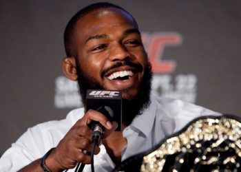 Jon Jones ismijao Miočićevu taktiku