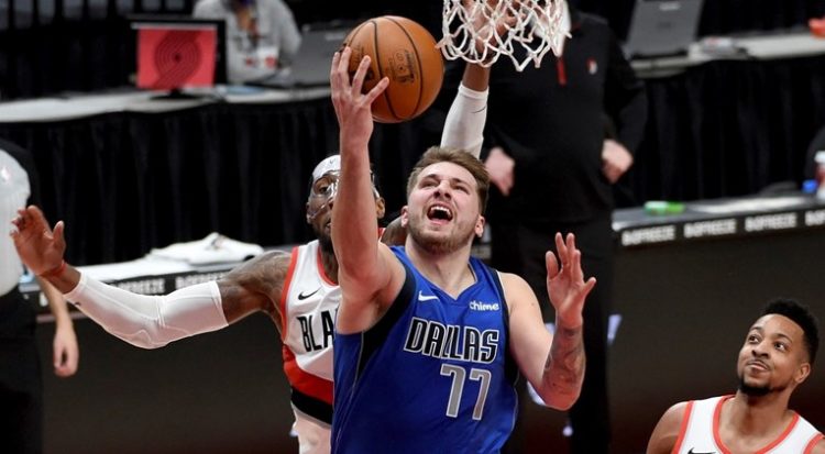 Dončić odigrao najbolji šuterski meč karijere. Uništio je Portland u tri četvrtine