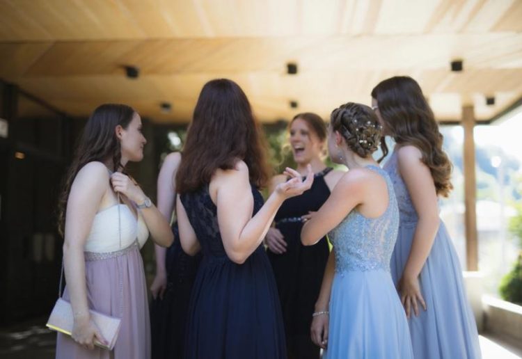 Sestre iz Ljubuškog žele pokloniti svečane haljine maturanticama