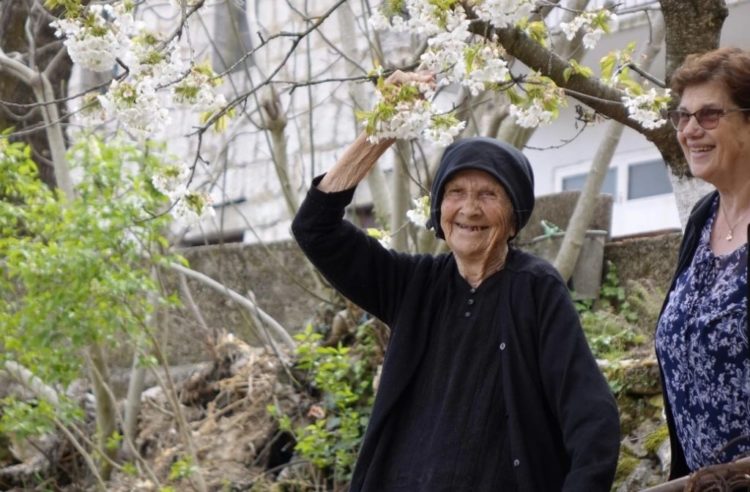 Baka Mara iz Zmijavaca: U 107. sam se cipila onom Astrom i evo me žive i zdrave