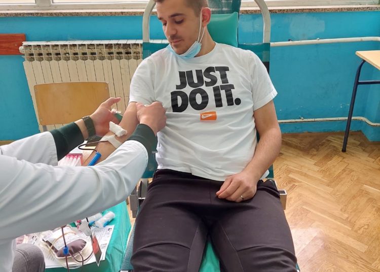 Grude: U akciji darivanja krvi prikupljene 52 doze krvi