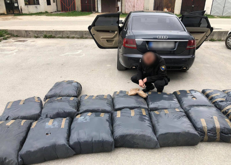 Gruđanin u Audiju prevozio duhan vrijedan 54.000 KM